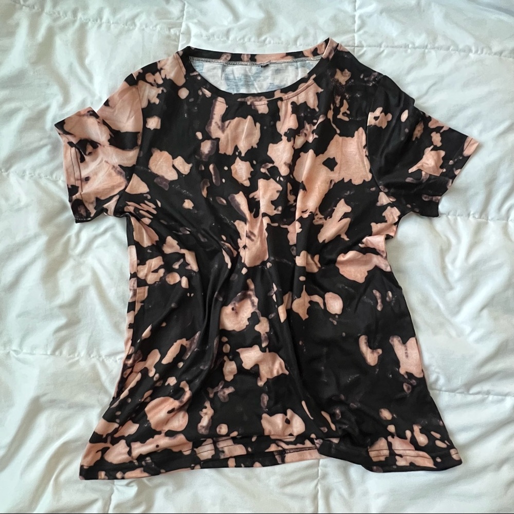 Two Cute Tops - Picture 3 of 9